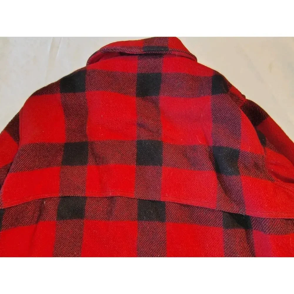 Vintage Johnson Woolen Mills Double Cape Hunting Jacket Red/Black Plaid 40/42
